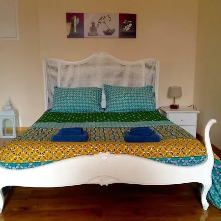 Un Joli Pied A Terre Apartment